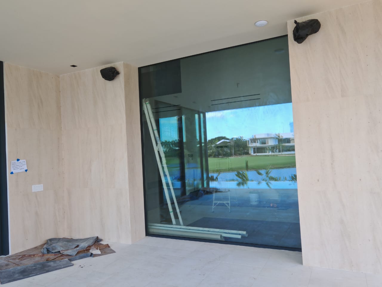 Instalación de vidrio 2